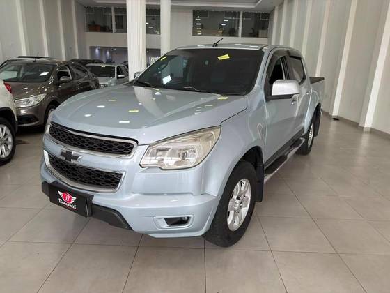 CHEVROLET S10 2.4 LS 4X2 CD 8V FLEX 4P MANUAL CHEVROLET S10 2.4 LS 4X2 CD 8V FLEX 4P MANUAL
